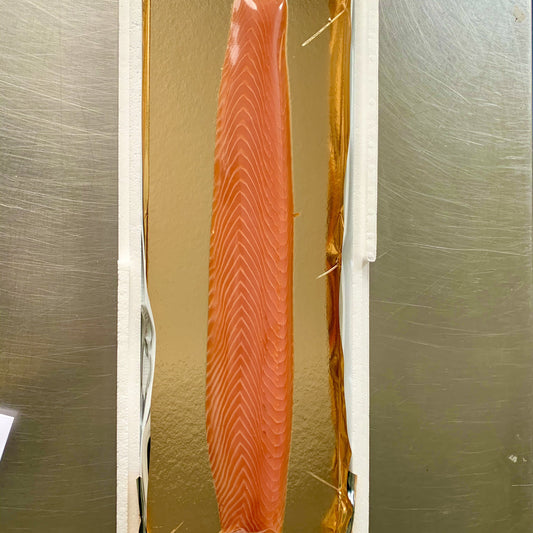 Premium schottischer Lachs Balyk-Cuts, kaltgeräuchert im Filet,  Balyk Filet Royal no•1